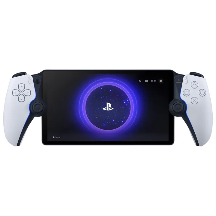 Dispositivo PlayStation Portal con mandos blancos, su pantalla exhibe el logotipo de PlayStation dentro de un círculo púrpura brillante, simbolizando la identidad digital y el futuro sin formato físico de la marca.