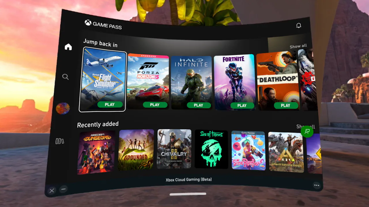 Interfaz de usuario de Xbox Cloud Gaming proyectada en una pantalla curva dentro de un entorno virtual de atardecer desértico, mostrando un catálogo de videojuegos populares. La imagen ilustra la presentación inmersiva del servicio de streaming de Microsoft, el foco de la noticia sobre las nuevas restricciones de horas.