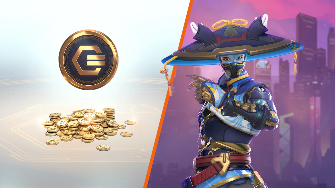Imagen promocional de Overwatch 2 dividida, mostrando un gran medallón de Overwatch Coin y una pila de monedas doradas en la izquierda, y el héroe Genji con una elaborada skin azul y dorada inspirada en un samurái a la derecha, sobre un fondo de ciudad futurista. La imagen ilustra la moneda del juego y el diseño de personajes en el contexto de una nueva temporada.