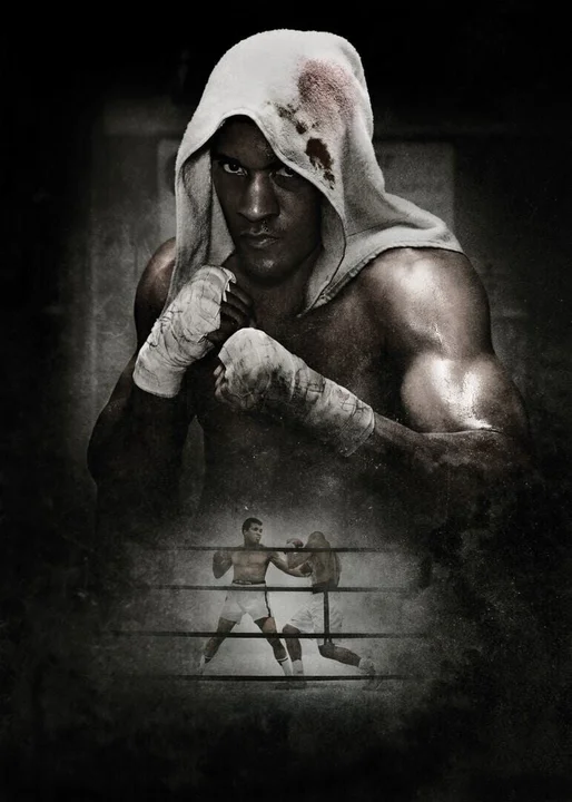 Portada oficial de Fight Night Champion. Un boxeador con sudadera blanca ensangrentada y vendas en las manos mira fijamente, con un pequeño ring de boxeo y luchadores en la parte inferior.